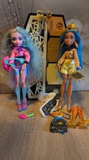 Monster High, zwei Puppen mit Schrank, Cleo de Nile und Lagoona Blue