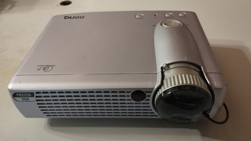 Beamer benq pb2220 - beamer,