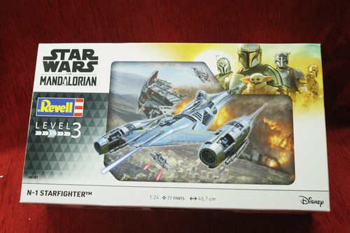 Modellbausatz revell - 1:24,