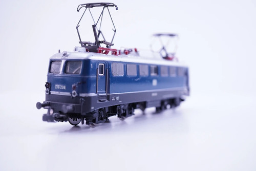 Märklin 3039 lok br - e-lok,
