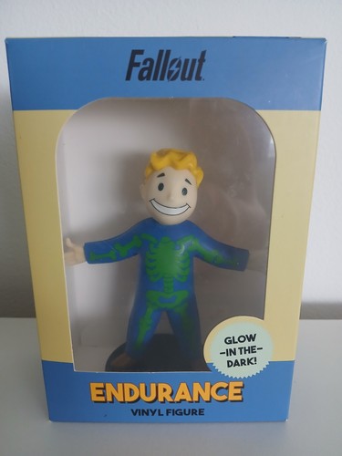 Fallout vinyl figure - fallout,