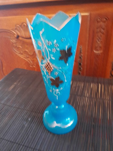 Sehr alte vase - sehr,