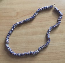 Afrikanische Krobo Glasperlen