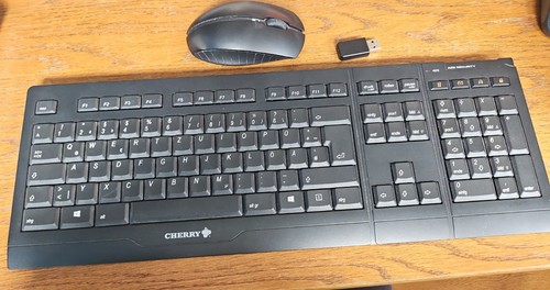 Cherry maus mit tastatur - cherry, jf-04