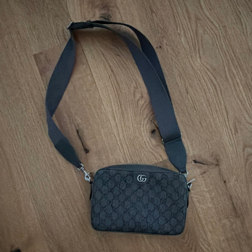 Gucci supreme - gg,