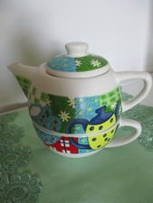 Teetasse mit Kännchen bunt