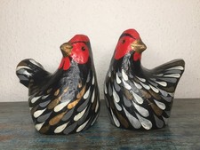2 Stück schwarze Hühner Deko Figuren 16cm Pappmaché handbemalt Hennen Vögel