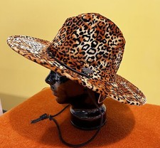 Stars & Stripes Leoparden Hut