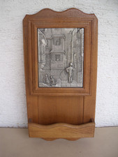 Kombi. Schlüsselkasten mit Briefablage aus Eichenholz und Zinn-Relief „der Brief