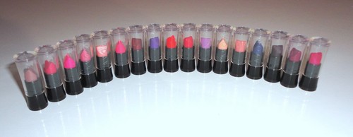 17x avon lippenstift proben - avon,