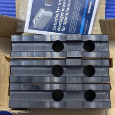 1 Satz SCHUNK Futterbacken