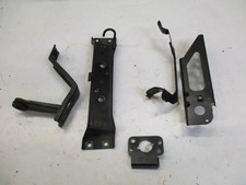 Halter 2. Kawasaki ZZR 1100 D ZXT10D ZZ-R Rahmen Träger Verkleidung Bleche Konvo