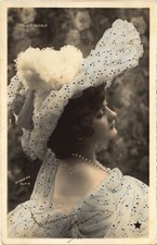 PC PAULE MORLY THEATRE STAR