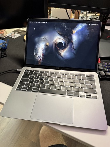 Apple macbook air m1 - apple,