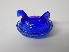 Kleine antike Glashenne