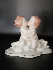 Liebende, Küssende Puttos