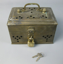 alte Metall Kassette Schatulle Aufbewahrung Box Kästchen mit Vorhängeschloss