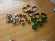 23 kleine Backförmchen