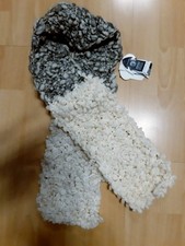 Schal beige mit grau, in Handarbeit "NEU" ca.  118 cm lang, ca. 12,5 cm breit