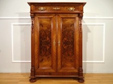 HANNIS ANTIQUE STORE /