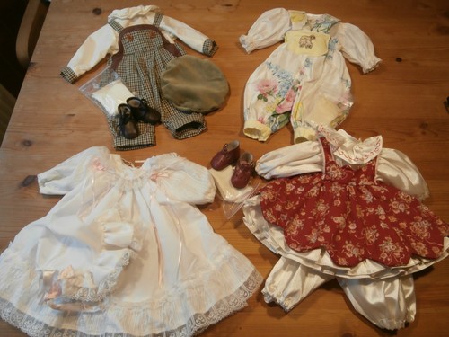 Komplette puppen kleidung - 4x, puppen-kleidung