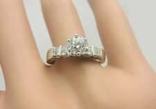 18K Weißgold 0,54 Karat Rund