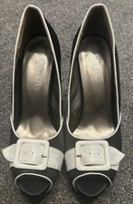 Damenschuhe schwarz & weiß