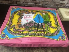 Barbie Koffer Kleiderschrank