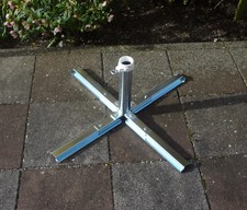 Sonnenschirmständer aus Stahl verzinkt 40-47mm #195 aus Germany für Betonplatten