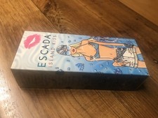 10 mal ESCADA ISLAND KISS