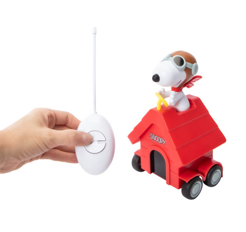 Snoopy peanuts haus mit - snoopy,