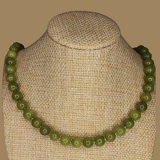HANDMADE KETTE.  EDELSTEINE PERLEN PERIDOT 8mm .