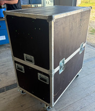 Flightcase Transportkiste 102x62x106 cm mit Rollen & Ausbau - Roadcase