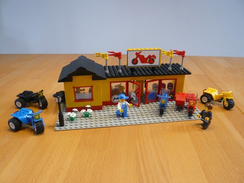 Lego city motorrad center 6373 - motorrad-center,