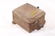 alter Schalter mit Steckdose