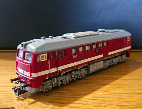 Tillig diesellok 120 - tt,