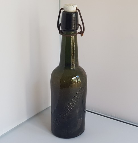 Alte bierflasche brauerei w - alte, c.w