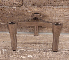 Nagel Kerzenständer 