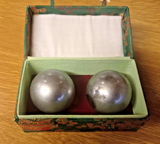 Qigongkugeln Kugeln aus metall im Brokatkästchen Handmassage Meditation chinesic