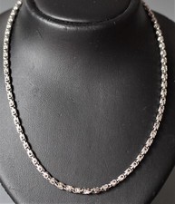 ZEITLOSE MASSIVE KÖNIGSKETTE