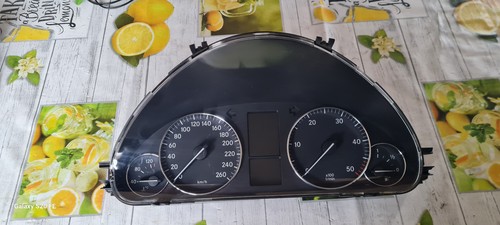 Mercedes benz w203 - mercedes-benz, tacho