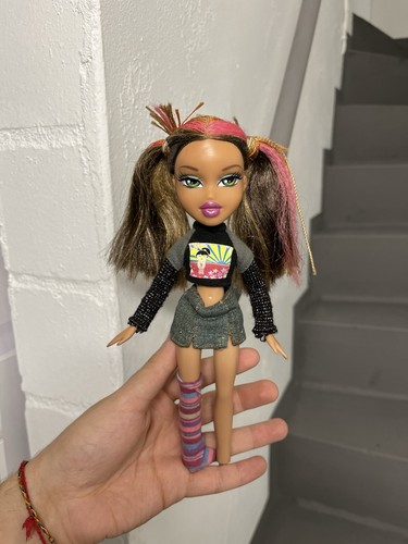 Bratz 2004 tokyo go - bratz, go-go