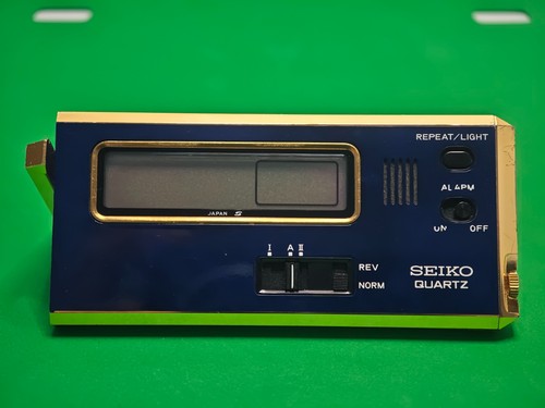 Seiko quartz travel alarm - seiko,