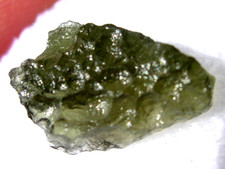 3.68 carats 14mm MOLDAVITE
