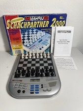 Millennium SCHACHCOMPUTER
