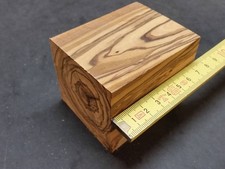 Kantholz aus Olivenholz zum Drechseln (60 x 60 x 75 mm)