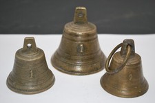 Drei Stück antike, Bronze