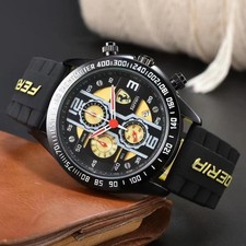 Neue Herren Formel 1 Scuderia