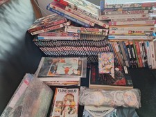 Anime Manga Paket Konvolut DVD Bilder Sammelkarten Nerd Sachen Aufkleber Buttons