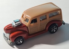 Hot Wheels 90948  Ford Woody